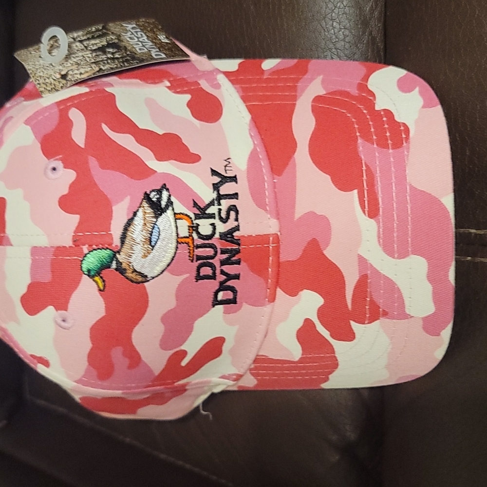 Women's duck dynasty pink camo hat cap nwt